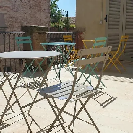 Vannucci House Apartment *