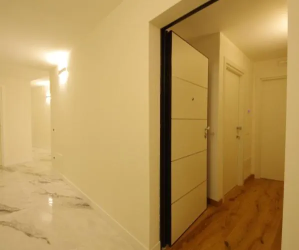 Apartament Vannucci House